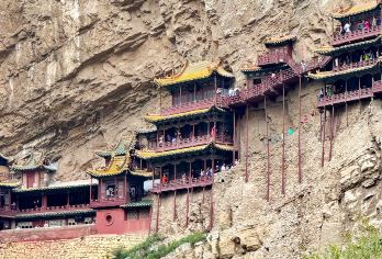 中国大同悬空寺+恒山+云冈石窟一日游【VIP独立包车包接送】【[行车用水]每车内赠送对应人数瓶装水，让您的行程不再到处找小卖部】