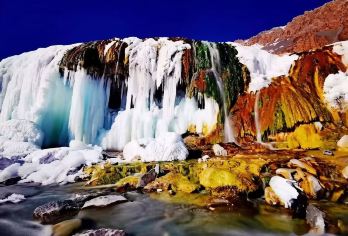 祁连·岗什卡雪峰·连心湖一日游【纯玩+无购物】【[成团保障]封顶8人小团市区规定范围内上门接送，大巴团分站式集合灵活舒适性价比高，多套餐任你选择】