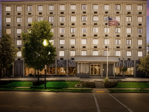 Peshtigo酒店住宿-Best Western Riverfront Inn