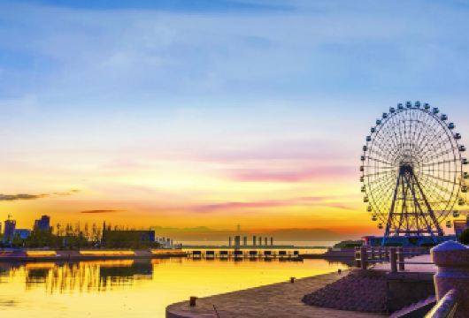 极地海洋公园+黄岛金沙滩+摩天轮一日游【8人内·精致小团】【[实力]我社联合青岛交运旅游集团，倾情打造青岛亲子旅游产品！】