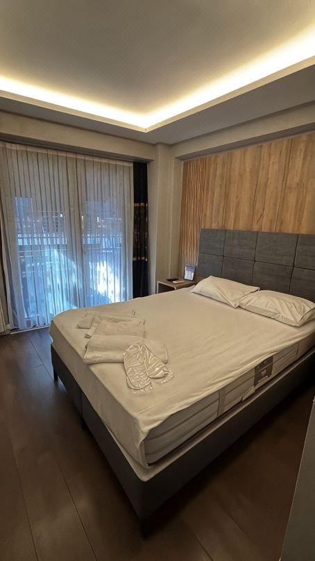 MR LGBTQ+ Friendly Hotel