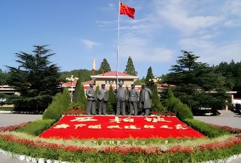 西柏坡景区+正定荣国府+隆兴寺一日活动【包车游】二环内上门接送【二环内上门接送，无购物】