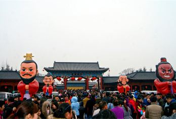 开封万岁山武侠城+清明上河园+开封包公祠一日游【私家团】【私家小团丨小众玩法丨纯玩无购丨独立包车丨行程可调丨随停随走丨时间自由丨上门接送】