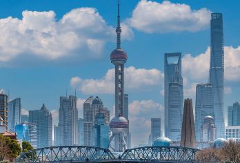 【纯玩】上海东方明珠+浦江游览+城隍庙旅游区+外滩一日游【[登东方明珠]（登二球）263米观光层及259米悬空观光长廊；可透过脚下的透明玻璃，俯黄埔江两岸全景】