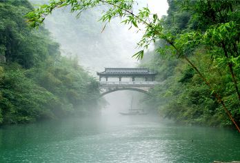 宜昌+三峡人家+龙进溪+水上人家一日游+【车进车出】【[市区接送]均瑶广场/三峡游客中心/宜昌东站均可接送，让您的出行更顺畅，不操心更开心！】