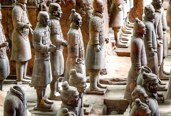 秦始皇帝陵博物院(兵马俑)+华清宫一日游【包车游/无忧出行】【三环内免费接送，纯玩无购物，让您的旅行安心、省心、放心】