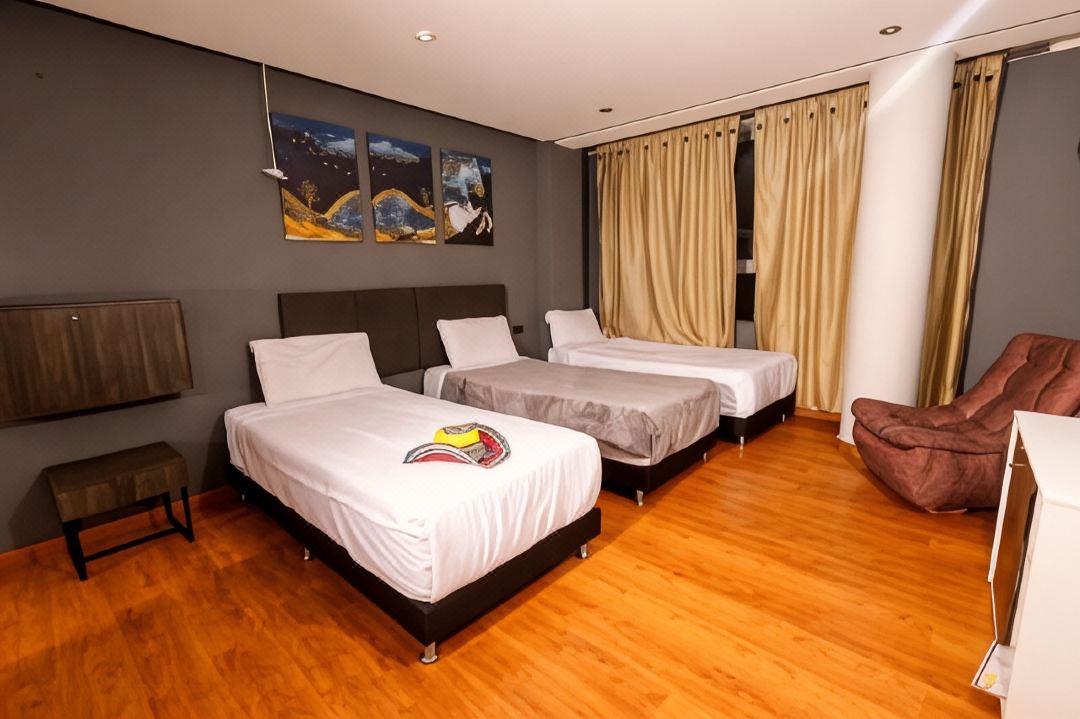 Hotel Htl