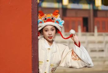 无锡鼋头渚+三国水浒城一日游【观红嘴鸥&船游太湖&赠冰箱贴】【服务保障：10年+专业地接旅游，店铺累计1w+真实好评，一直被模仿，从未被超越，做纯玩我们是认真的！】