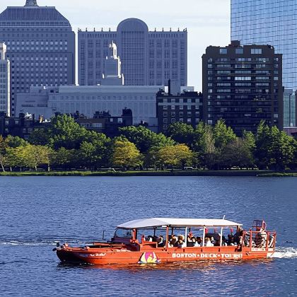 美国伯克利音乐学院+波士顿鸭子船+三一堂+波士顿公园+博物馆