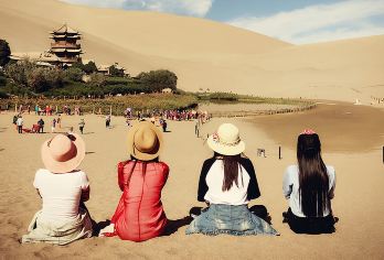 敦煌莫高窟+鸣沙山月牙泉一日游【数字电影+8个洞窟专职讲解】【[出行无忧]全城酒店接送，接不了的，放心出行】