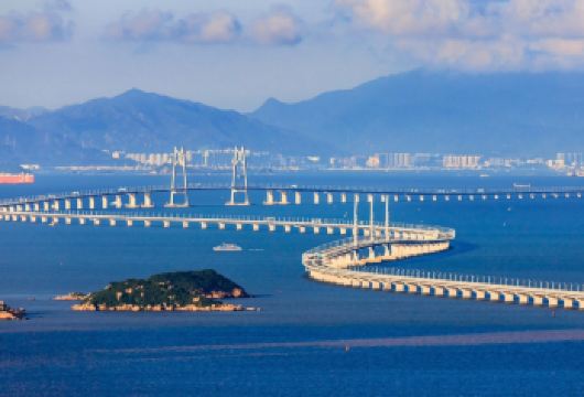 【珠海+澳门环岛游1日】含午餐丨深中通道+圆明新园+励骏庞都【[缤纷景点]景山公园“俯瞰珠澳全景”丨圆明新园