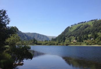 爱尔兰都柏林威克洛山脉国家公园+霍斯港+健力士啤酒展览馆【专车出游+专人司机一日游】