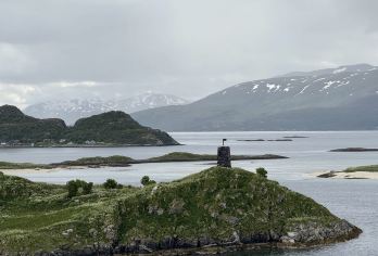 挪威特罗姆瑟-塞尼亚岛-索玛若伊岛【中文专车-悦享旅程】【中文专车出行，景点灵活调整，打卡经典，游玩自己定义，无需等待，专属贴心服务，尽享惬意旅程】