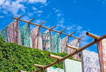 北京古北水镇+司马台长城包车一日游【赏秋11小时/上门接送】【长城脚下的星空小镇、北方古镇、古朴典雅、畅游山水间、尽赏江南风光，青石板的老巷、享尽小镇悠闲时光。】