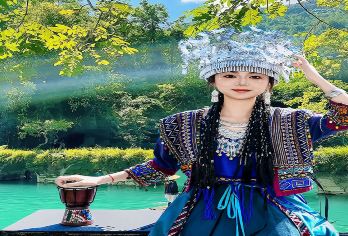 荔波小七孔+西江苗寨1日游赠西江到贵阳 赠黄果树1日游【赠西江到贵阳车程 赠黄果树1日游，如不坐无退费】