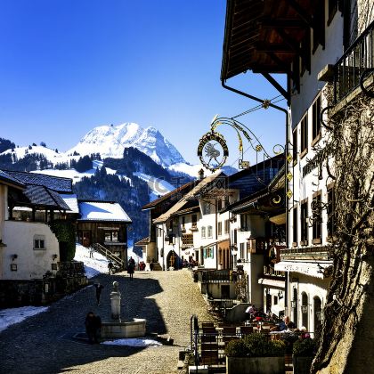 苏黎世出发：格吕耶尔+洛伊克巴德（古镇温泉，中文司机）