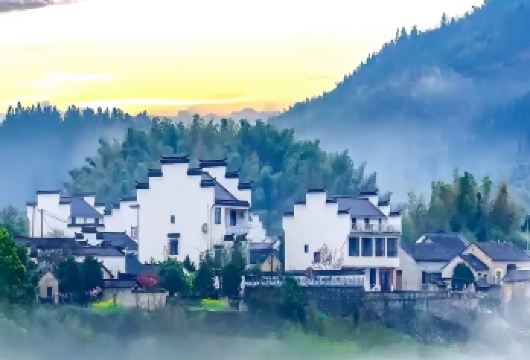 桃花潭+查济+泾县宣笔厂一日游【2-8人小团·非遗体验】【2-8人精品小团，一价全包：含门票、双景区讲解、非遗体验+宣城市区/泾县县城免费接送。】