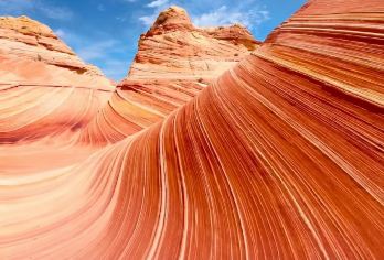陕西波浪谷一日游【榆林出发 波罗古堡、波浪谷一日游 包车游】【网红线路：老陕北人带你领略丹霞地貌。 追寻之旅，重温古人足迹。 古今的穿越之旅。】