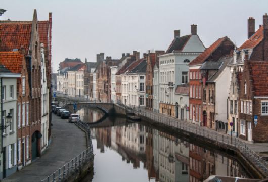 法国巴黎出发 布鲁塞尔+布鲁日一日游(包交通+导游)【一日游探索比利时具代表性的两座城市,了解布鲁塞尔历史文化】