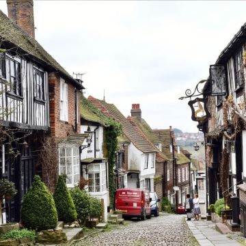 英国拉伊一日游【美人鱼街+圣玛丽教堂+海斯廷斯】