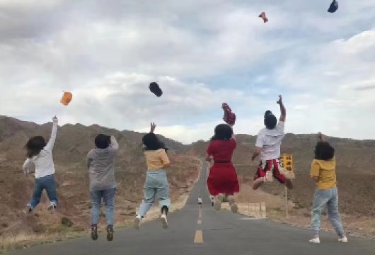 银川出发+中卫腾格里沙漠+66号公路+沙坡头包车一日游【[舒适出行]无购物、坚持自营车队，价格厚道的产品，精致商务嗨小团，舒适亲子游，市区酒店上门接送。】