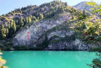 乌鲁木齐+天山天池半日游【可选早午班 | 市内免费接送】【1，达人带队，精选线路，深度体验，创新玩法，贴心管家，摄影帮手，路上美景随走随停！】