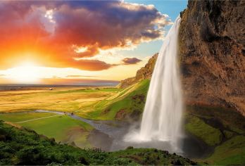 冰岛南岸一日游【中/英文团+雷克雅未克往返+卡特拉冰洞可选】【中文团真人导游导览，供应热茶暖心出行】