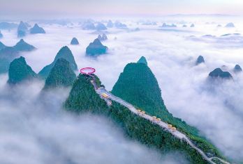 阳朔遇龙河+如意峰索道+十里画廊一日游【8人小团/私家团】【[便捷方式]真小团不超8人，真纯玩无车上推销。[私家团]一单一团，时间景点可按需调整，本地玩家带你嗨】