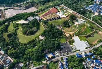 湖北黄石仙岛湖+滴水涯瀑布+铜绿山古铜矿遗址一日游可英文服务【可提供英文及小语种导游服务-往返接送-可选导游-可代订门票】