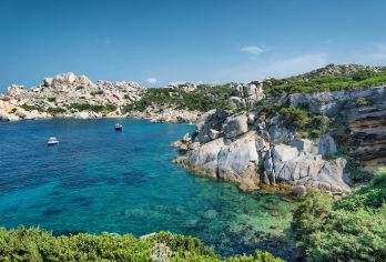 法国尼斯+戛纳老港与老城+全区域任选｜衔接邮轮【全境可定制】【[全程无忧出行]包车配备专属车辆，行李存放安全便捷】