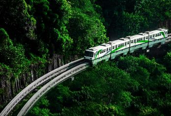 洪崖洞+长江索道+磁器口古镇+两江小渡+李子坝城市打卡一日游【[携程共建品牌]携程旅行+国有集团联合打造重庆特色沿江旅游】