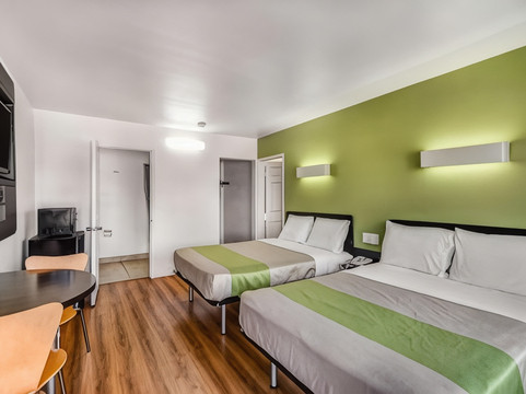 维塞利亚6号汽车旅馆