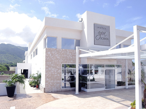 Agua Dorada Beach Hotel