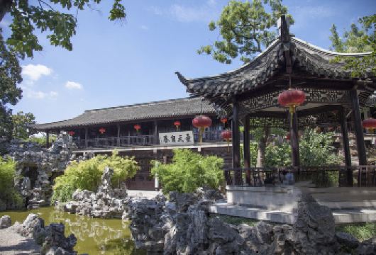 扬州个园【含门票+1小时人工讲解+10人小团/可选单讲解】【春夏秋冬四季假山，完美融合造园法则与山水画理】