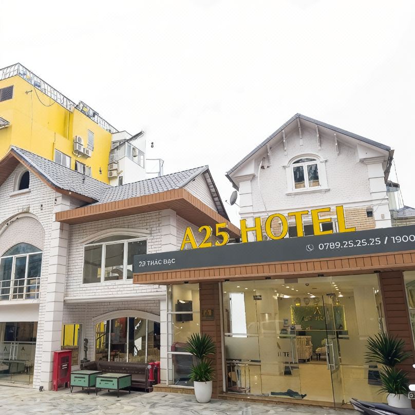 A25 Premium Hotel - 29 Thac Bac