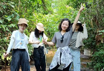 基诺山雨林徒步一日游：80%水路尝酸蚂蚁树降竹筏等12种体验【[纯玩体验]我们承诺全程无购物、无隐形消费，将纯玩进行到底，享受这场精彩的雨林徒步之旅】