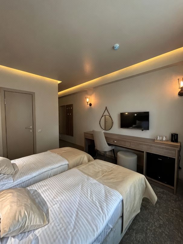 Adenium Hotel