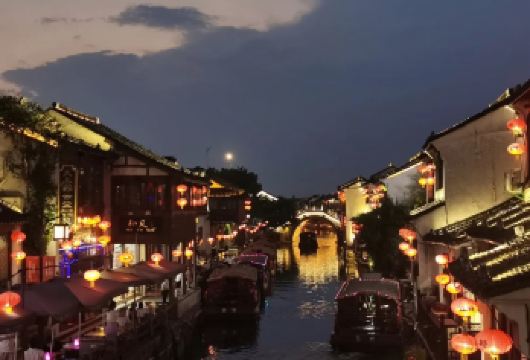 商务车丨可选英文导游丨杭州出发 苏州拙政园+寒山寺+山塘街【[精选景点]苏州深度漫游，体会江南园林夜景！】