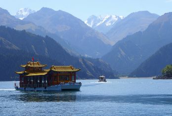 乌鲁木齐天山大峡谷+天山天池一日游【可上门接送】【1、一天两个五A景区，避开早高峰堵车，省时都留在景区。】
