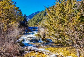 包车游【九寨-松潘站/黄九站「轿车 商务车」任意时间出发】【商务车免费到酒店接人｜酒店直达黄龙九寨高铁站】