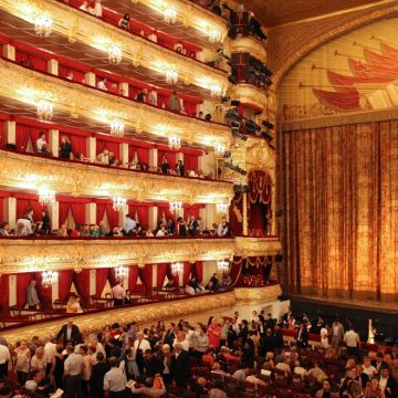 莫斯科+红场+克里姆林宫机械库|莫斯科境内定制包车-中文司机