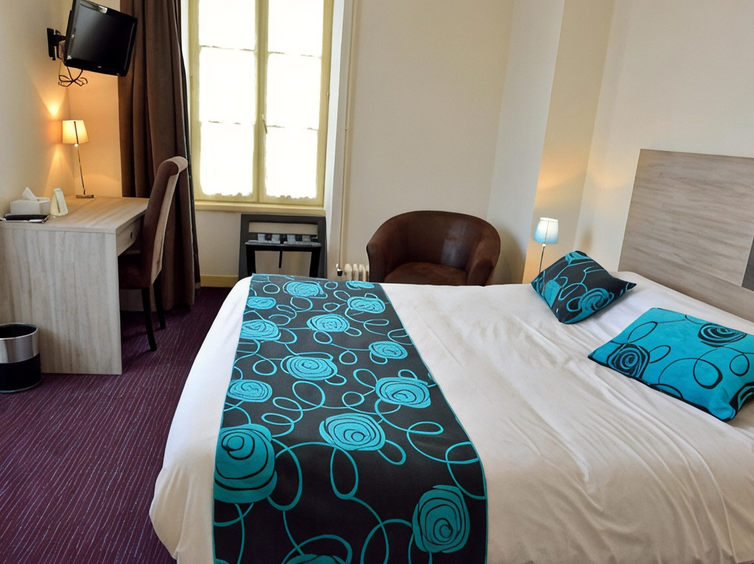 Prailles酒店住宿-Logis Hostellerie de l'Abbaye