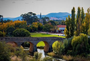 塔斯马尼亚霍巴特惠灵顿山市区+周边一日游【萨拉曼卡】【[中文司导]深度游览，自由省心，个性方案，专治不会玩】
