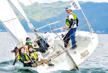 抚仙湖明星鱼洞+红沙滩+抚海湾湿地包车一日游：含皮划艇+门票【[明星鱼洞]含门票+皮划艇，可升级休闲双头大帆船或龙骨帆船】