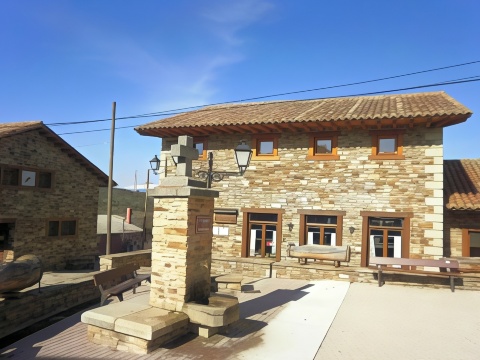 Posada de Serrada-官方