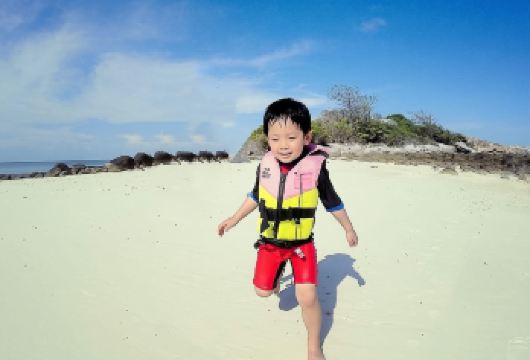 【特惠优选】普吉岛鸡蛋岛+蛋黄岛跳岛游【浮潜】【蛋岛快艇嗨起来，蛋岛水浅鱼多，非常适合带熊孩子的朋友】