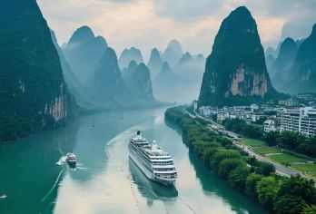 桂林+阳朔+漓江四星船半日游【商务小车+可选英语/法语向导】【一价门票全含，无自费景点，无强制消费！专业外语导游及多年经验老司机带队，客服24h1对1服务。】
