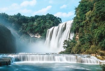 黄果树瀑布+陡坡塘+天星桥纯玩一日游【经典纯玩】【[品质保规障]纯玩一日游，品质之选！正旅游大巴，0购物，游览更尽兴，让旅游回归本质，时间用在景点游上】