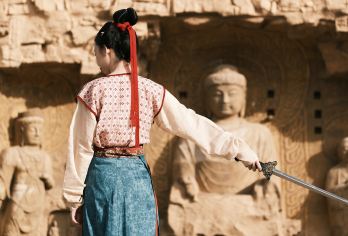 敦煌西线拼车一日游·观日落赏星空【6-8人团/15人团】【在雅丹魔鬼城看日落；返程路上在戈壁无人区停车看星空，赏银河。】