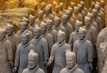 15人小团西安兵马俑+华清宫一日游早午双餐可选长恨歌/千古情【[亮点1]兵马俑、华清宫、实景舞台剧，全景深度打卡，纯玩0购物，适合亲子游，家庭出游哦，出行不留遗憾】